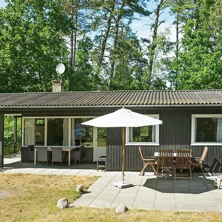 4 Person In Aakirkeby Vester Somarken
